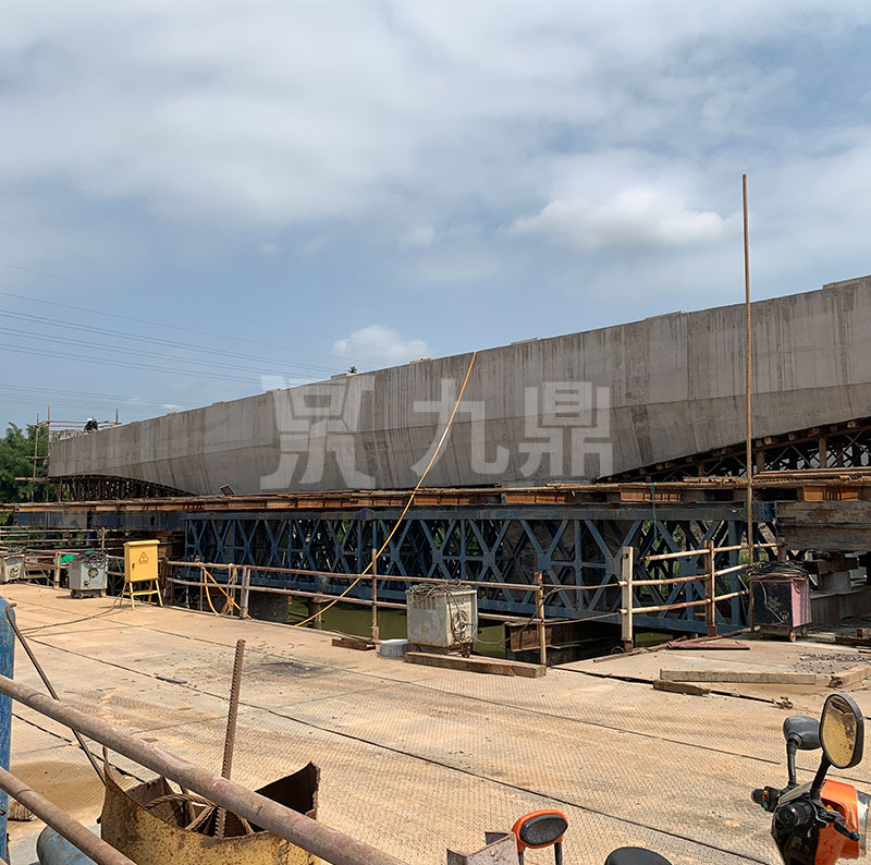 現澆樑(liang)鋼支撐