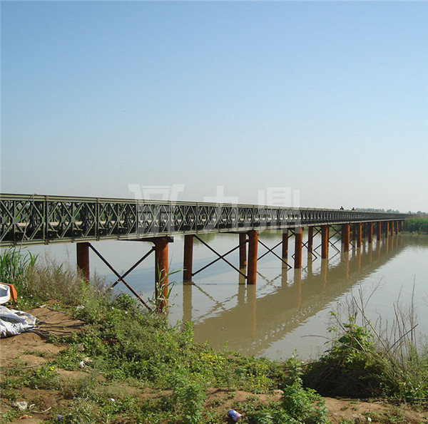 標準(zhun)鋼便橋
