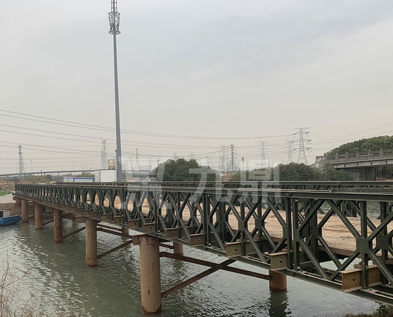 貝(bei)雷(lei)橋